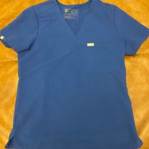 Winning blue Catarina one pocket medium scrub top